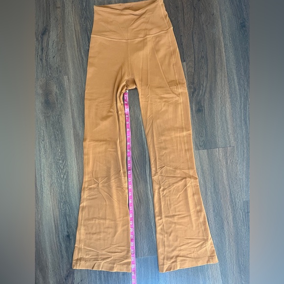 Lululemon Groove Super-High-Rise Flared Pant Nulu - Butternut Brown - Picture 4 of 6